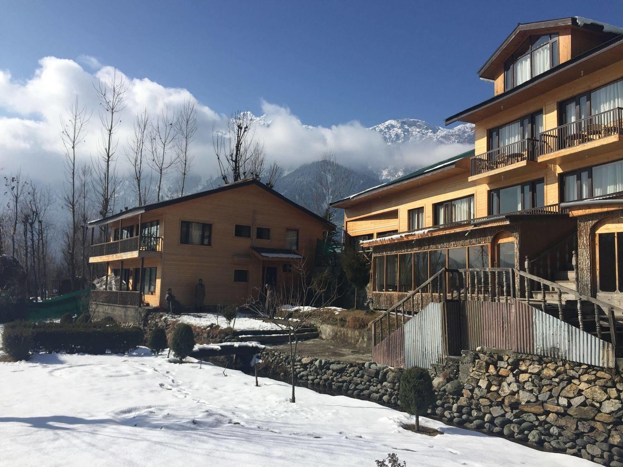 Отель Himalaya House Пахалгам Экстерьер фото